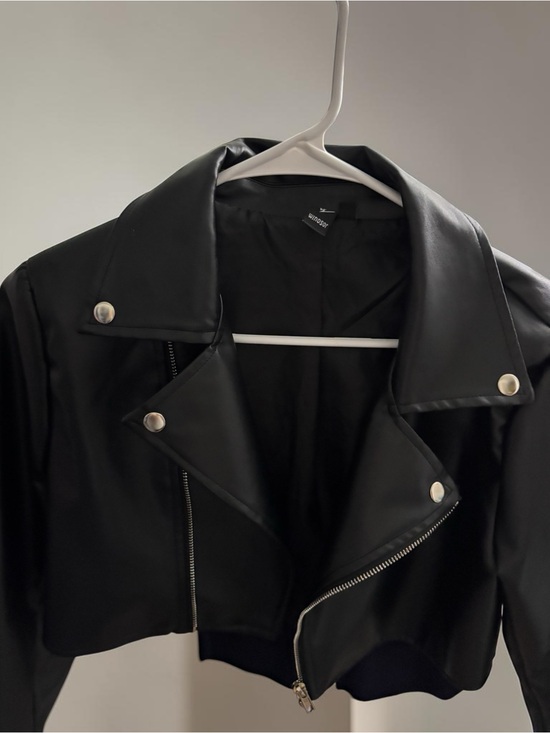 Windsor Jackets & Blazers - ~RSVD~Windsor Black Cropped Faux Leather Moto Jacket Women’s Biker Medium